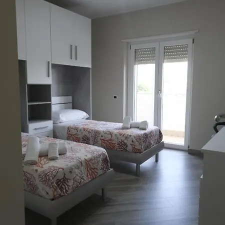 Odissea Luxury Νάπολη