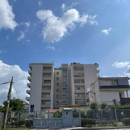 Odissea Luxury Νάπολη